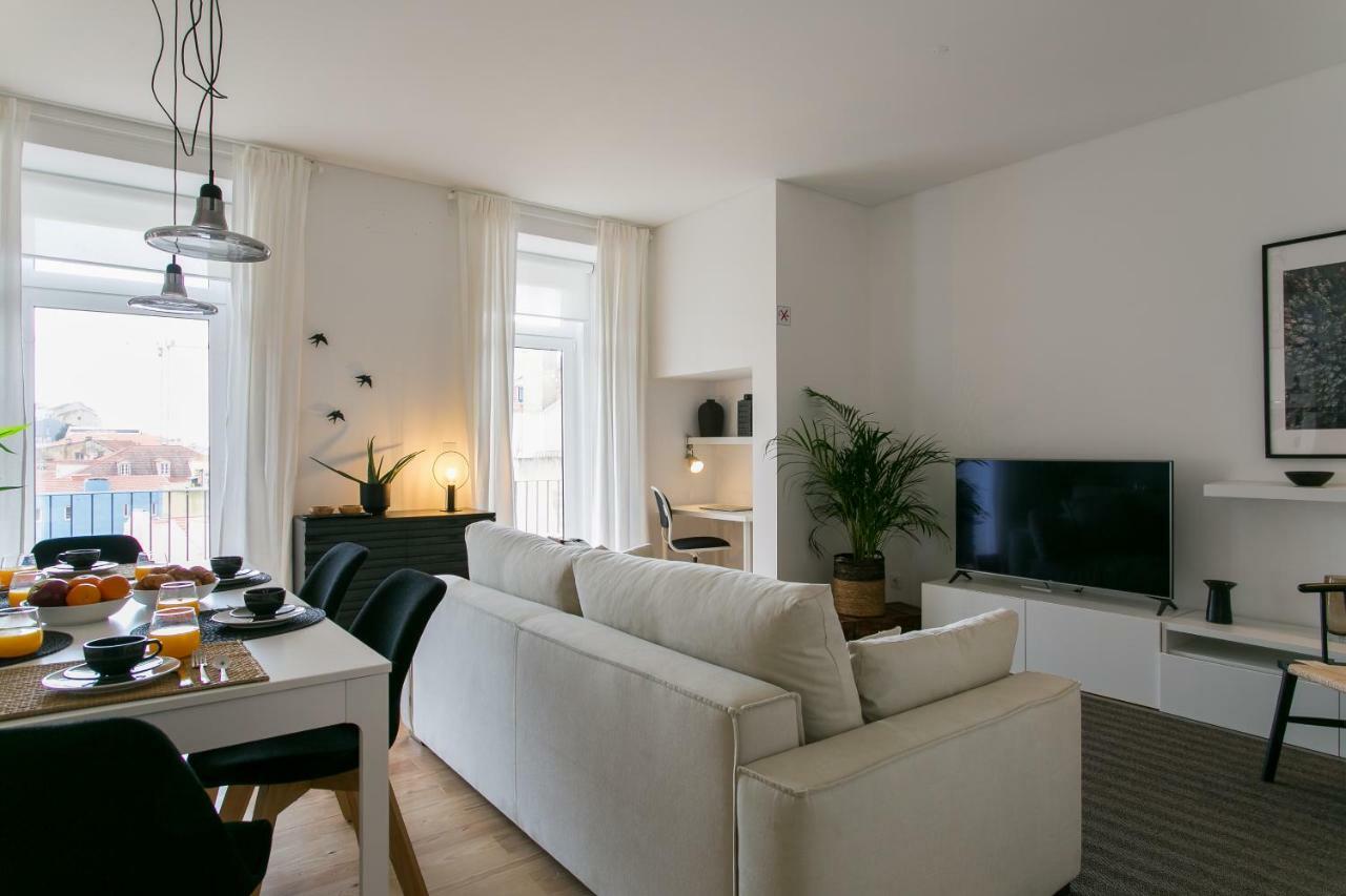 Altido Elegant City Deluxe Apartment & Altido Luxurious 3-Bedroom Apt With Terrace In Intendente Лиссабон Экстерьер фото