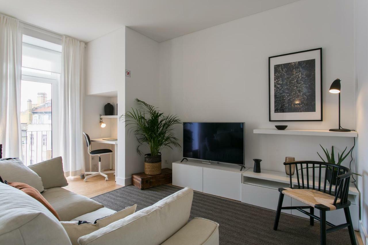 Altido Elegant City Deluxe Apartment & Altido Luxurious 3-Bedroom Apt With Terrace In Intendente Лиссабон Экстерьер фото