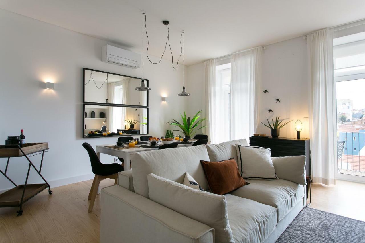 Altido Elegant City Deluxe Apartment & Altido Luxurious 3-Bedroom Apt With Terrace In Intendente Лиссабон Экстерьер фото