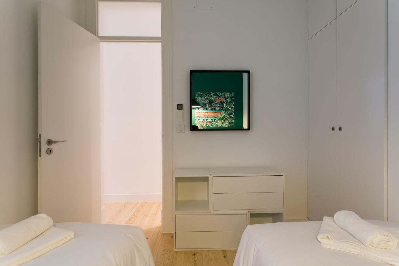 Altido Elegant City Deluxe Apartment & Altido Luxurious 3-Bedroom Apt With Terrace In Intendente Лиссабон Экстерьер фото
