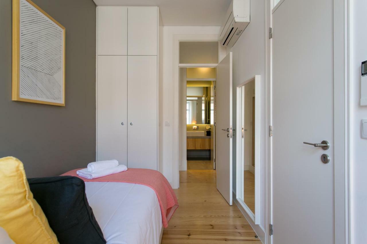 Altido Elegant City Deluxe Apartment & Altido Luxurious 3-Bedroom Apt With Terrace In Intendente Лиссабон Экстерьер фото