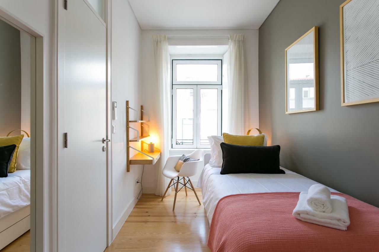 Altido Elegant City Deluxe Apartment & Altido Luxurious 3-Bedroom Apt With Terrace In Intendente Лиссабон Экстерьер фото