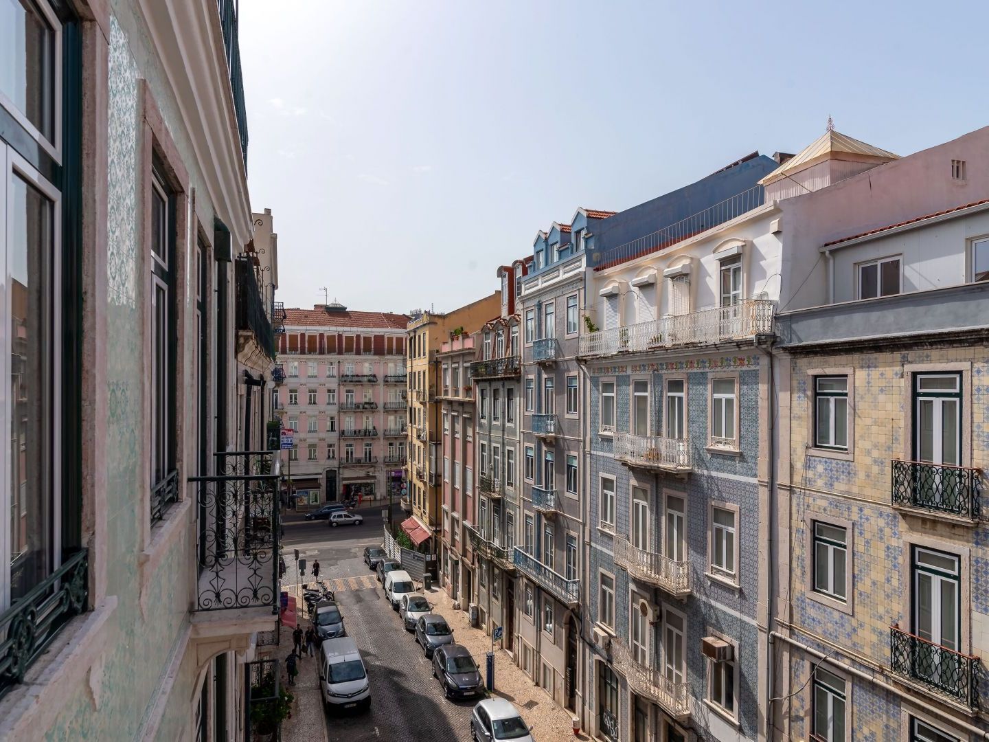 Altido Elegant City Deluxe Apartment & Altido Luxurious 3-Bedroom Apt With Terrace In Intendente Лиссабон Экстерьер фото